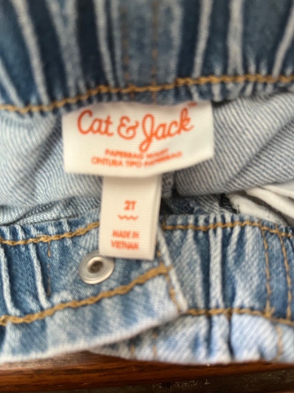 Cat & Jack Light Wash Relaxed Fit Denim Jeans sz 2T EUC - Picture 6 of 12
